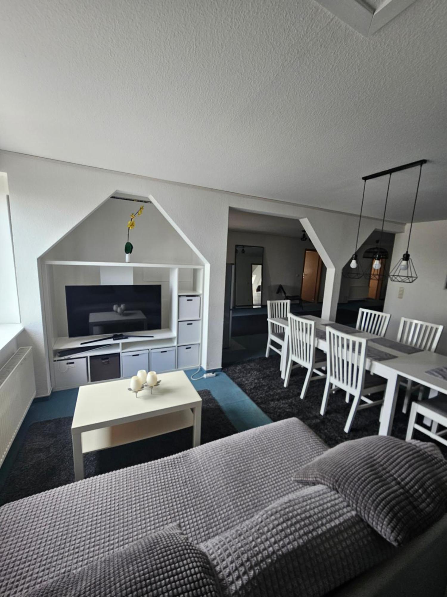 6 Bedroom Private Apartment & Lounge Rostock Esterno foto