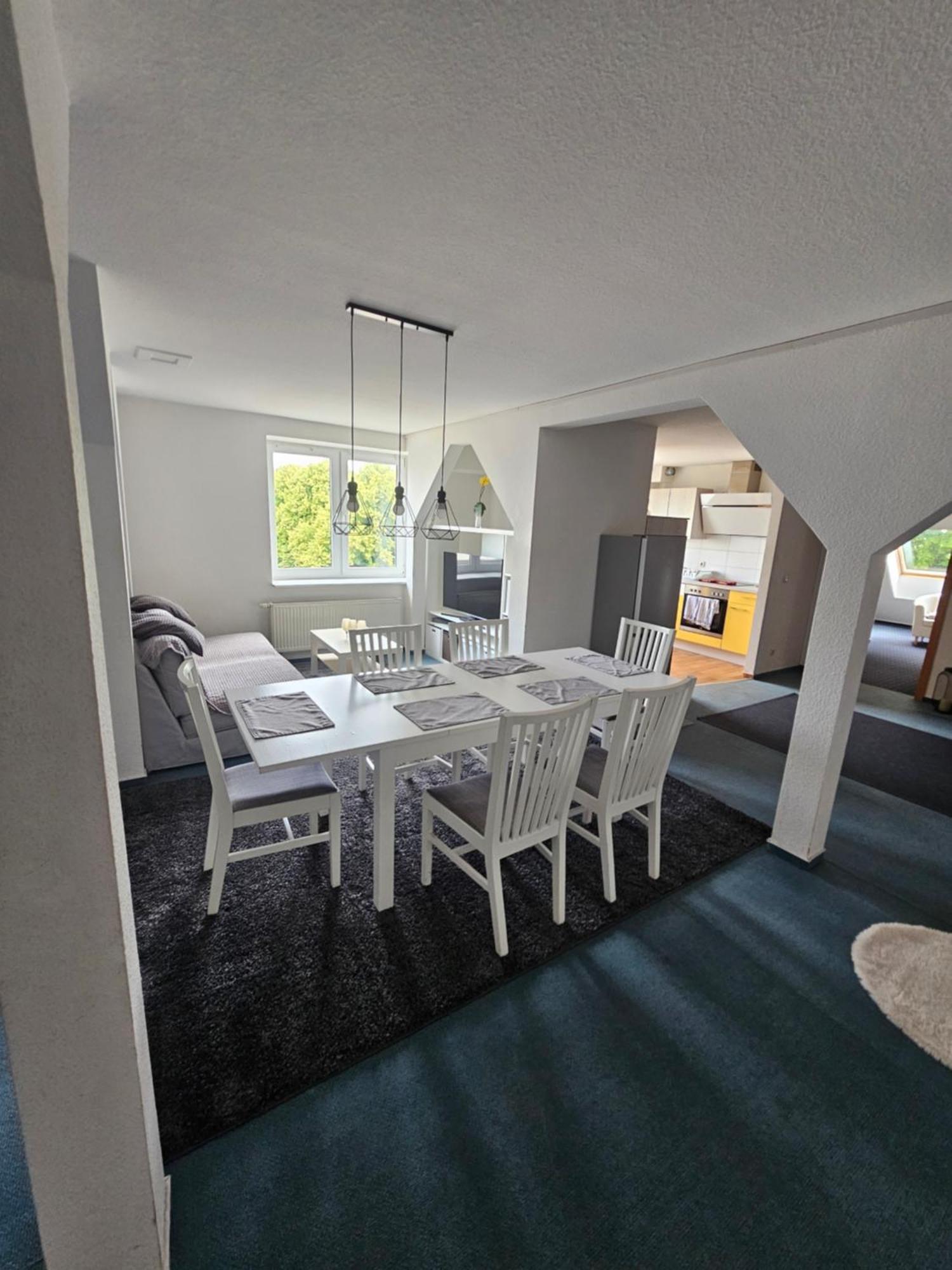 6 Bedroom Private Apartment & Lounge Rostock Esterno foto